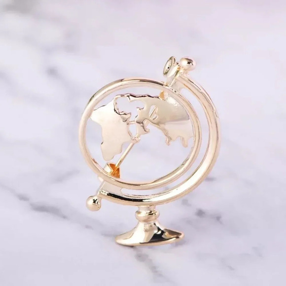 VQ Globe Brooch - Picture 1 of 4